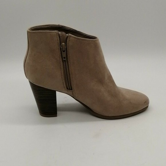 Old Navy Womens High Heel Ankle Boot Cushioned Side Zip Taupe Sz 7 M - Picture 2 of 10